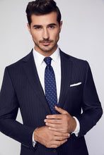 Load image into Gallery viewer, Paul Betenly Vantage Wool Classic Cut Suit - 2 Piece
